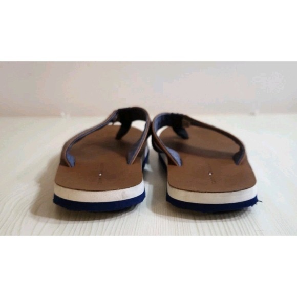 TOMMY HILFIGER Benjamin Thong Flip Flop Sandal. Cognac/Blue. Youth US Size 13. - Picture 4 of 6